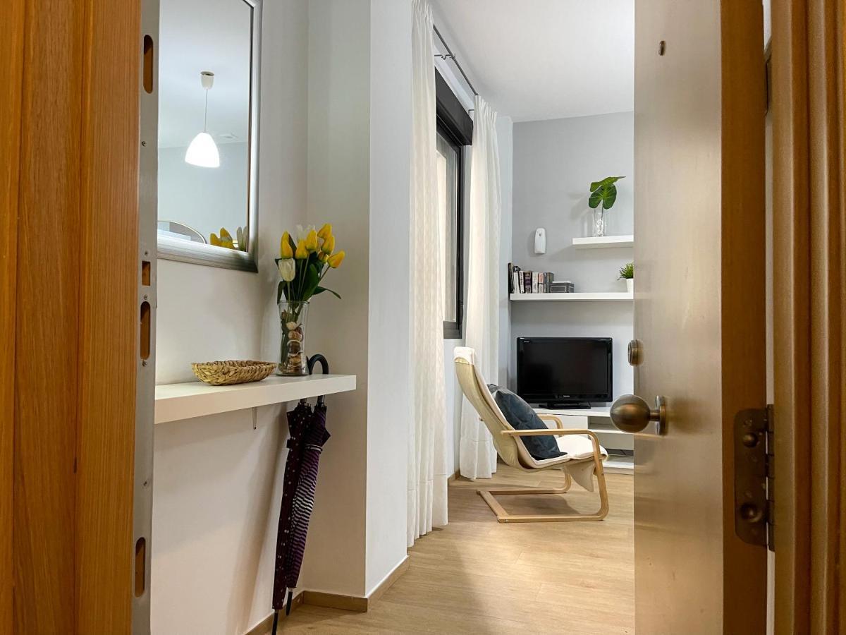 Quiet Apartment In The Heart Of Malaga Pool & Free Parking Kültér fotó