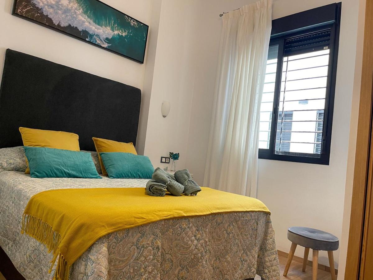Quiet Apartment In The Heart Of Malaga Pool & Free Parking Kültér fotó